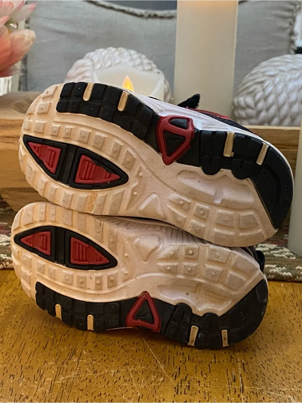 Nike Dart 8 toddler sneakers…Toddler size 6